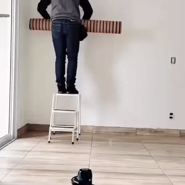 Tapet stil Riflaj - Decora™ 1+1 GRATIS